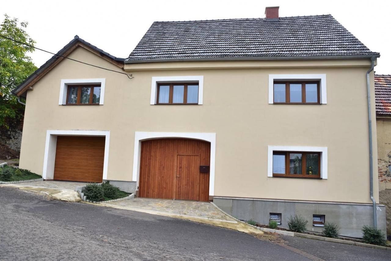 Apartman Lukov Lukov  Exteriör bild